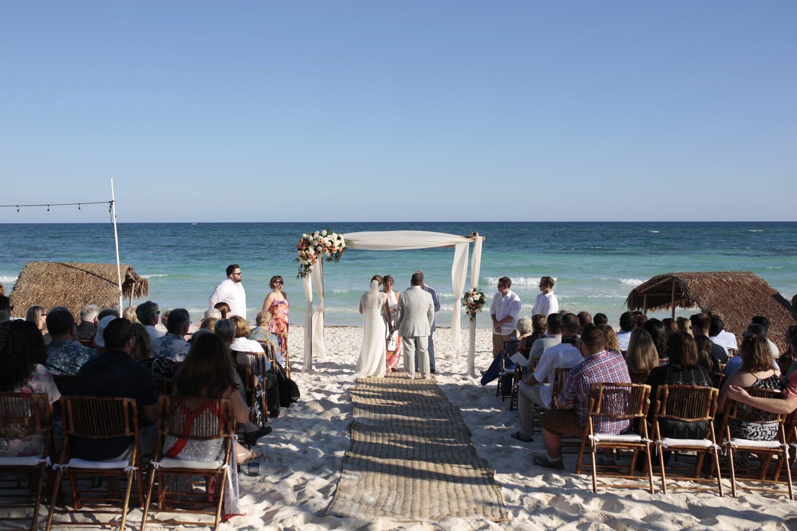 Wide view of the Al Cielo Hotel beach ceremony