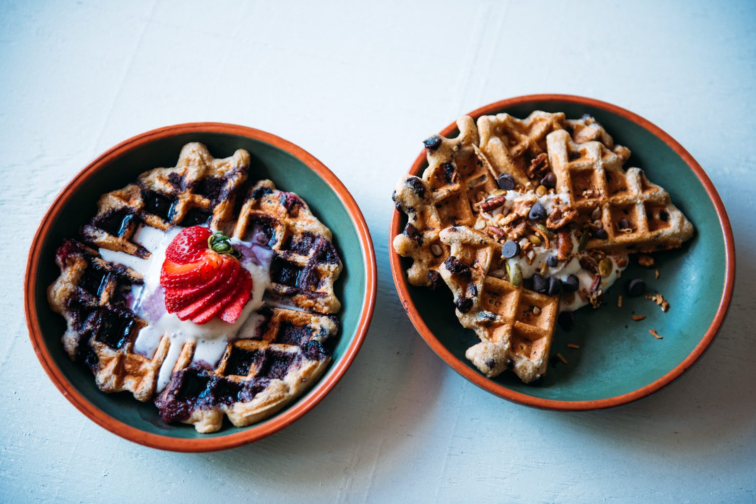 Smudge Noshery corporate story frame 6: Food and hospitality brand photography for Smudge Noshery in Salmon Arm, BC, with colourful flatlays, smoothies, bowls, cafe details and commercial product images for a local restaurant..